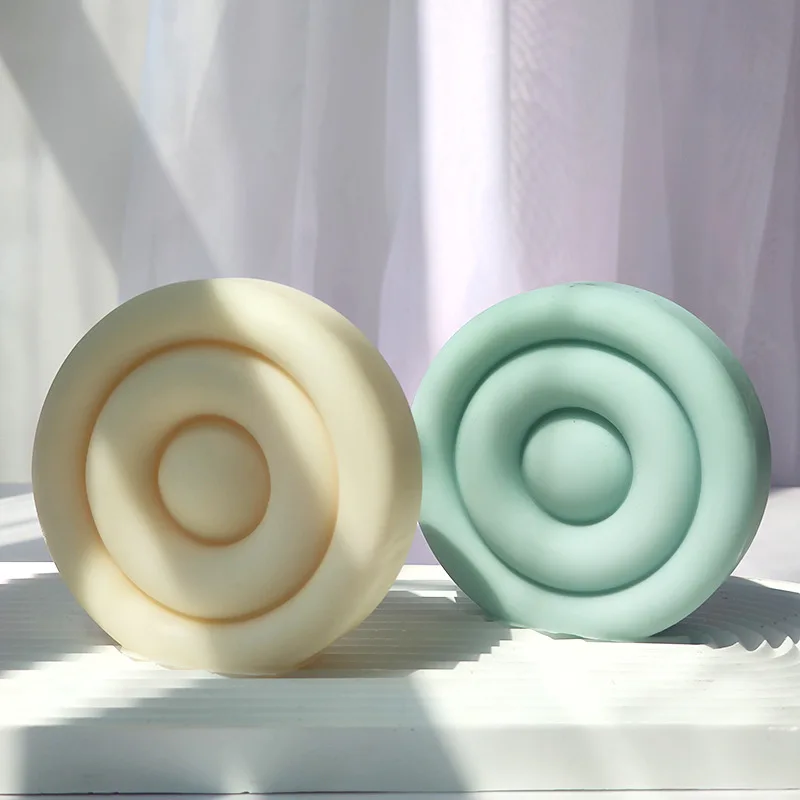 Double Sided 3D Geometric Torus Candle Mould DIY Home Decoration Plaster Ornament Silicone Molds Soap Candle Making Tool
Double Sided 3D Geometric Torus Candle Mould DIY Home Decoration Plaster Ornament Silicone Molds Soap Candle Making Tool