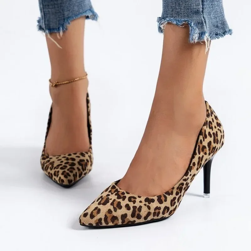 2023 Autumn Sexy Leopard Women Shoes High Heels Elegant Office Pumps Shoes Women Animal Print Pointed Toe Luxury Singles Shoes
2023 Autumn Sexy Leopard Women Shoes High Heels Elegant Office Pumps Shoes Women Animal Print Pointed Toe Luxury Singles Shoes