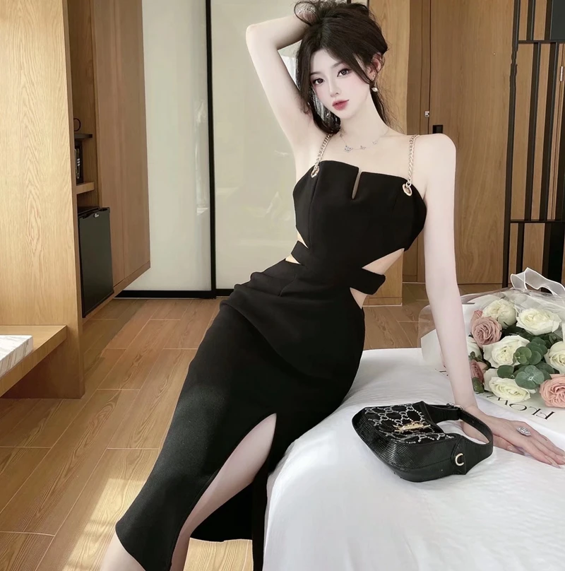 Sexy Dress Women 2022 Summer New Temperament Black Hollow Out Waist Suspender Dress Long Skirt High-End Banquet Dress
Sexy Dress Women 2022 Summer New Temperament Black Hollow Out Waist Suspender Dress Long Skirt High-End Banquet Dress