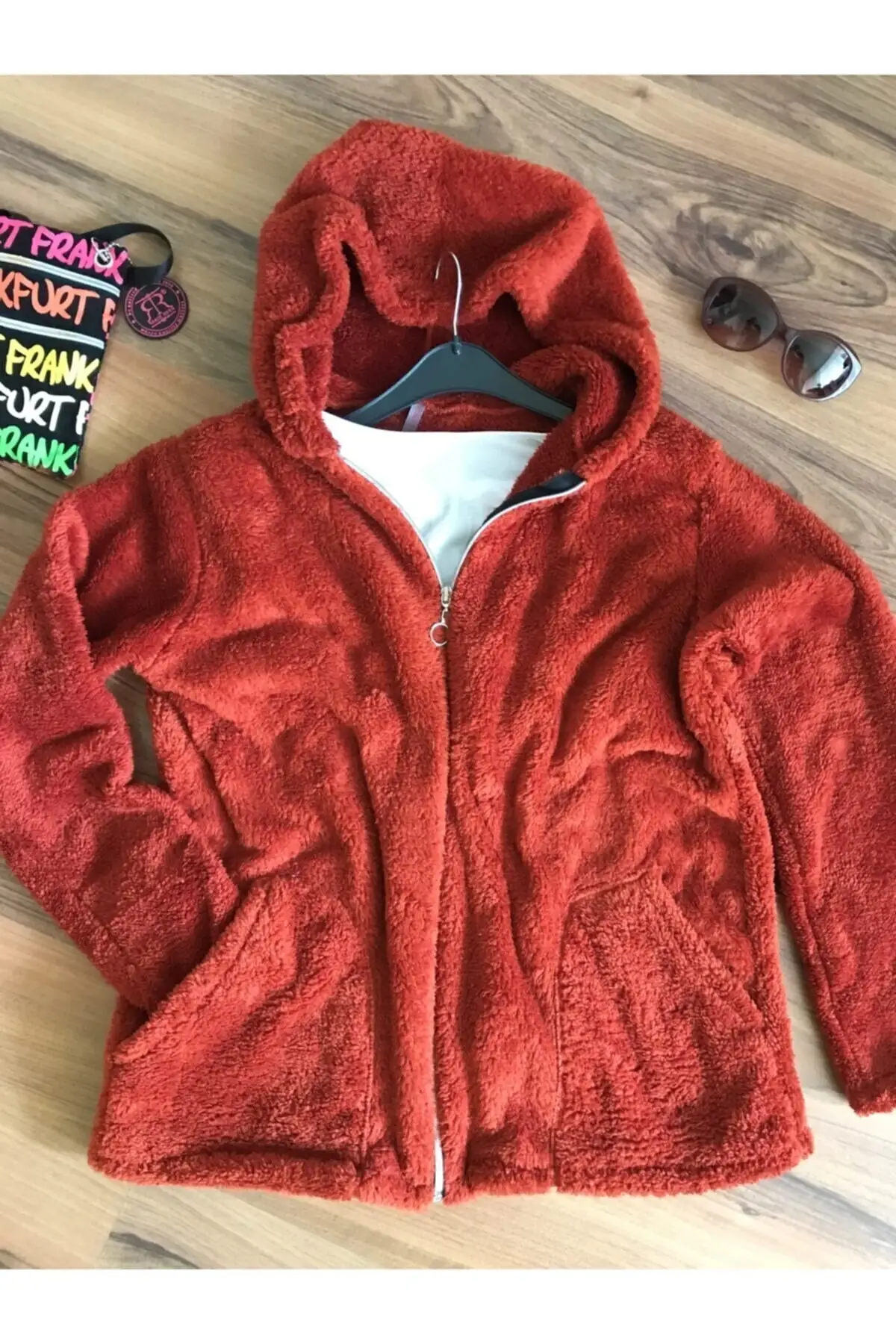 Women's Cardigan Soft Plush Hooded Zippered Orange Casual Knitted Quality Fashion Cardigan Sweaters Loose Sweater Sweater Sweater
Women's Cardigan Soft Plush Hooded Zippered Orange Casual Knitted Quality Fashion Cardigan Sweaters Loose Sweater Sweater Sweater