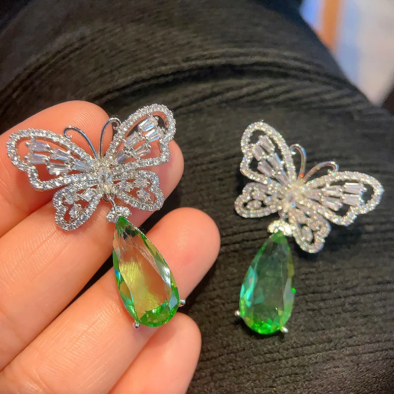 2023 New 925 Silver Butterfly Zircon Earrings Women's Korean Jewelry Water Drop Earrings Fairy Temperament Simple New Earrings
2023 New 925 Silver Butterfly Zircon Earrings Women's Korean Jewelry Water Drop Earrings Fairy Temperament Simple New Earrings