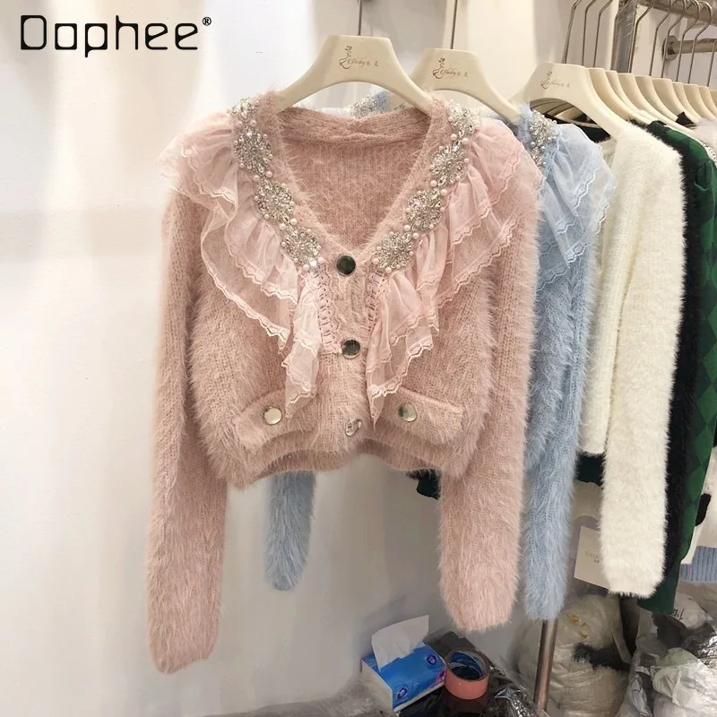Women's Pink Lace Mohair Thickened Short Knit Cardigan 2022 Spring New Korean Coarse Yarn Beads Rhinestones V-neck Sweater Coat
Women's Pink Lace Mohair Thickened Short Knit Cardigan 2022 Spring New Korean Coarse Yarn Beads Rhinestones V-neck Sweater Coat