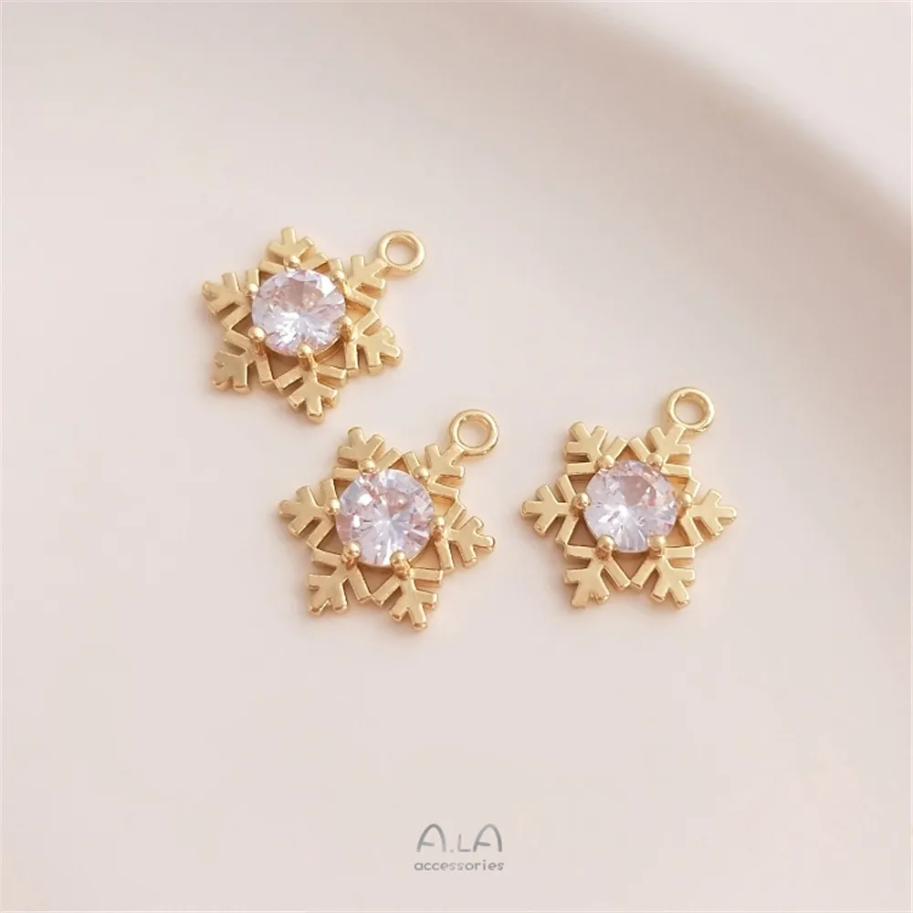 14K Gold Filled Plated Zircon snowflake pendant hand-made material handmade DIY bracelet pendant accessories
14K Gold Filled Plated Zircon snowflake pendant hand-made material handmade DIY bracelet pendant accessories