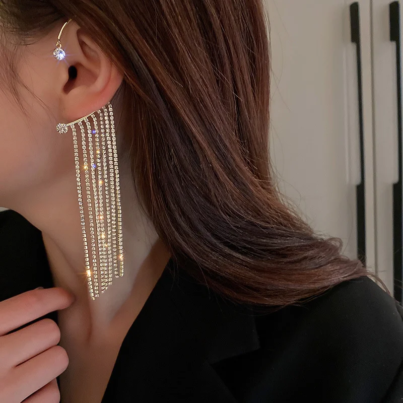 FYUAN Long Tassel Rhinestone Earrings Korean Style Ear Hook Crystal Earrings for Women Party Jewelry Gifts 
FYUAN Long Tassel Rhinestone Earrings Korean Style Ear Hook Crystal Earrings for Women Party Jewelry Gifts
