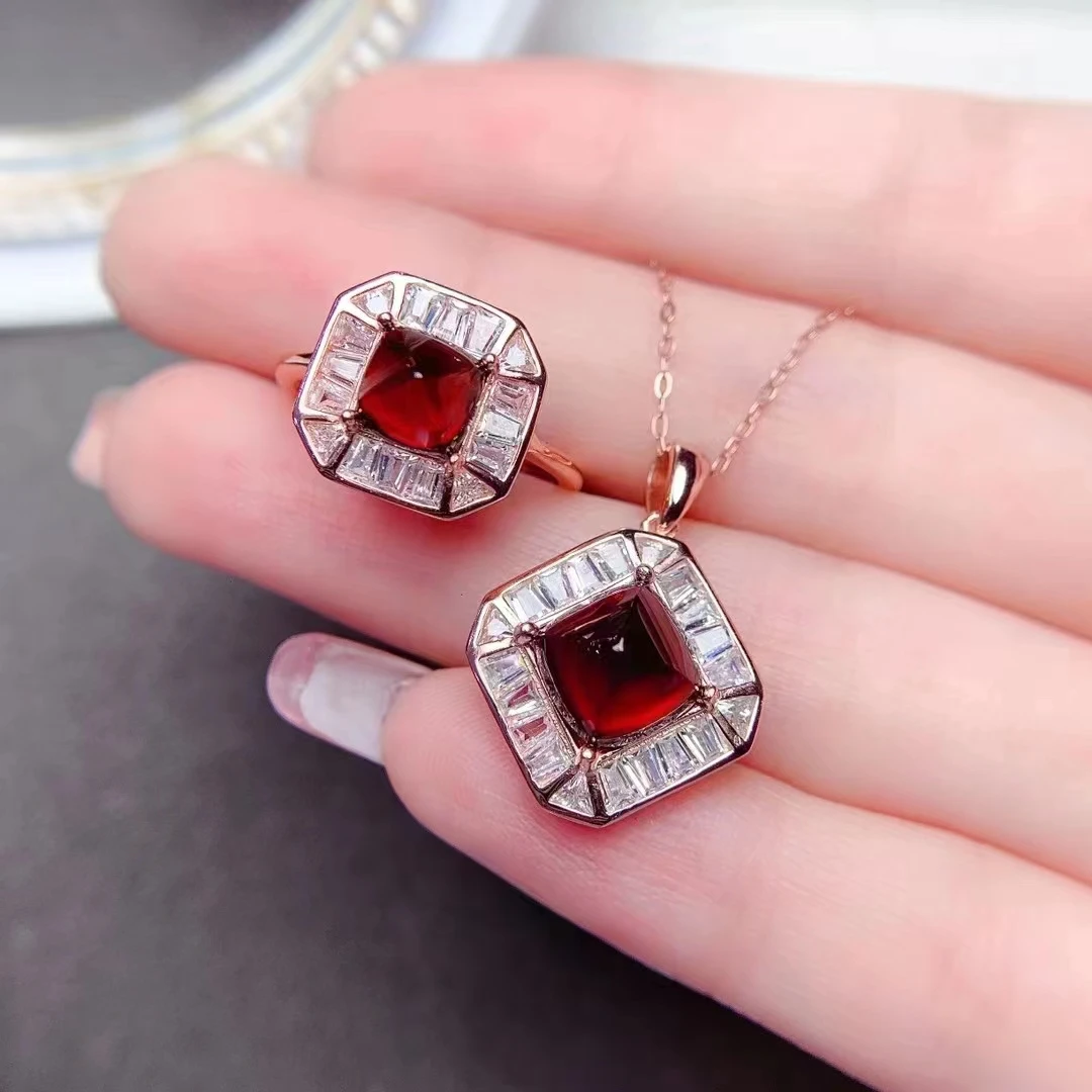 FS Natural Sugar Tower Garnet Ring Pendant Necklace Set S925 Sterling Silver Fine Women's Weddings Jewelry Free Shipping MeiBaPJ
FS Natural Sugar Tower Garnet Ring Pendant Necklace Set S925 Sterling Silver Fine Women's Weddings Jewelry Free Shipping MeiBaPJ