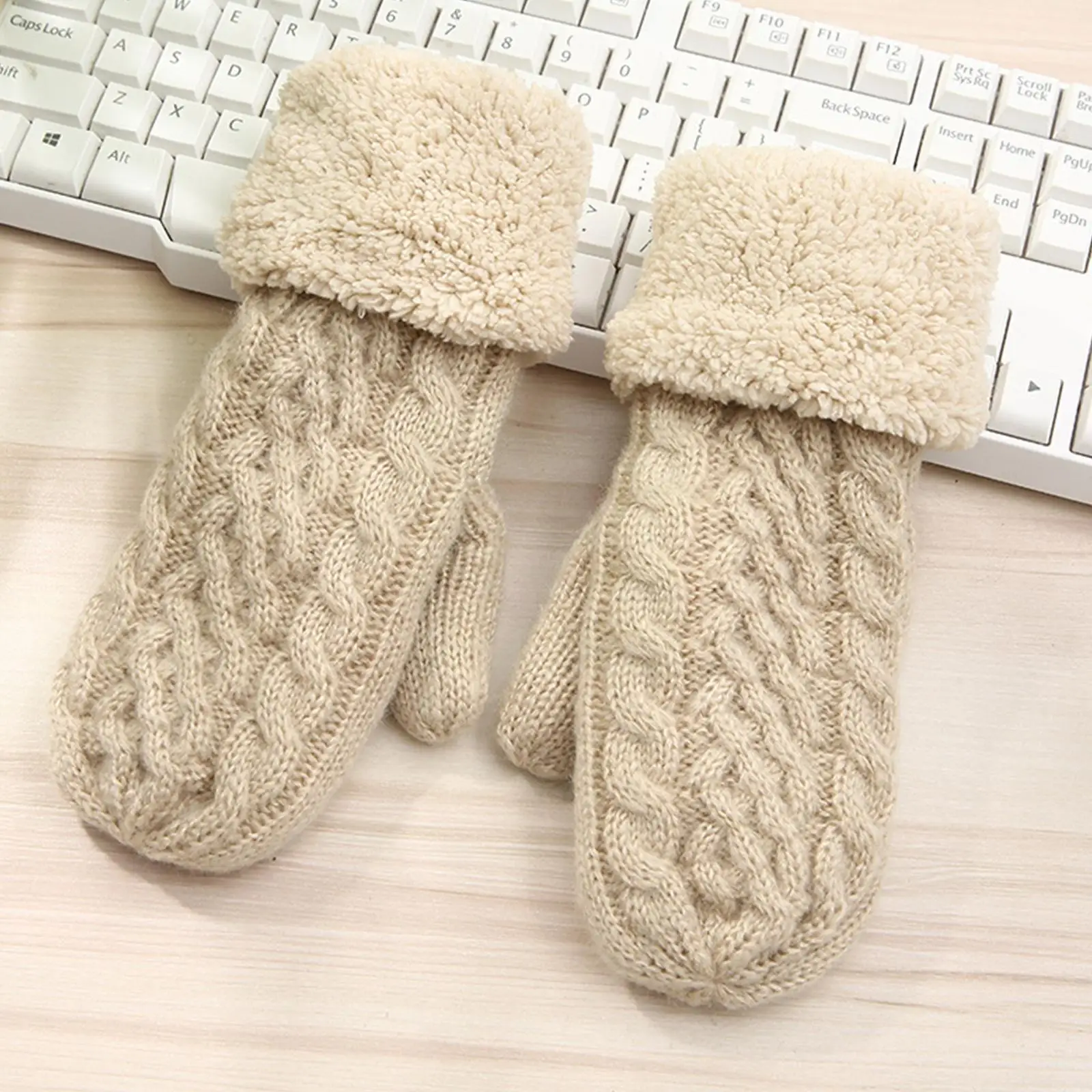 Women Knit Twist Flowers Mittens Gloves Winter Female Velvet Wool Guantes Full Warm Cashmere Thickening Finger Plus Gloves Z3g7
Women Knit Twist Flowers Mittens Gloves Winter Female Velvet Wool Guantes Full Warm Cashmere Thickening Finger Plus Gloves Z3g7