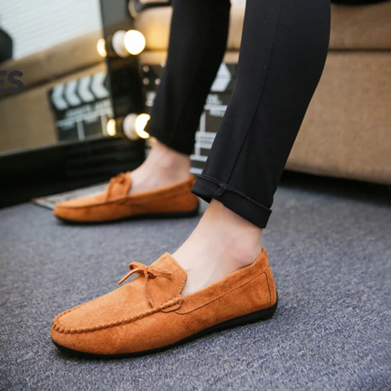 Fashion Suede Mens Flat Shoe Summer Walk Moccasin Slip on Male Loafers Casual Lazy Slippers Wedding Party Shoes Beanie Shoes New
Fashion Suede Mens Flat Shoe Summer Walk Moccasin Slip on Male Loafers Casual Lazy Slippers Wedding Party Shoes Beanie Shoes New