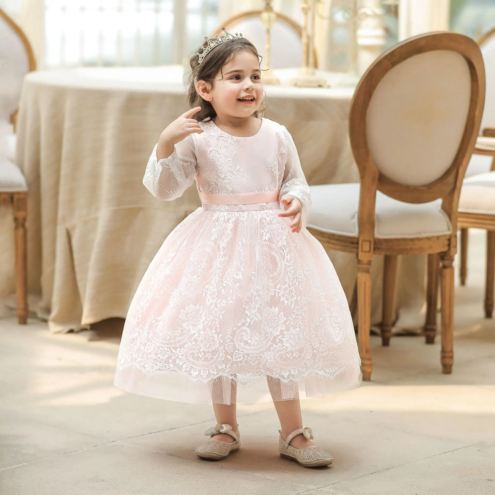 Rocwickline New Summer and Autumn Girl's Dress Lace Gauze Sashes Ball Gown Elegant Celebrities Accessible Luxury Sweet Dress
Rocwickline New Summer and Autumn Girl's Dress Lace Gauze Sashes Ball Gown Elegant Celebrities Accessible Luxury Sweet Dress