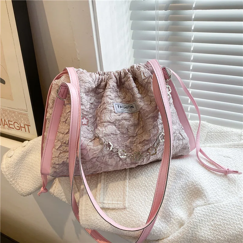 Designer Brand Women's Shoulder Bag Fashion Bucket Large Capacity Women's Handbag 2022 New Summer Canvas Female Crossbody Bags
Designer Brand Women's Shoulder Bag Fashion Bucket Large Capacity Women's Handbag 2022 New Summer Canvas Female Crossbody Bags