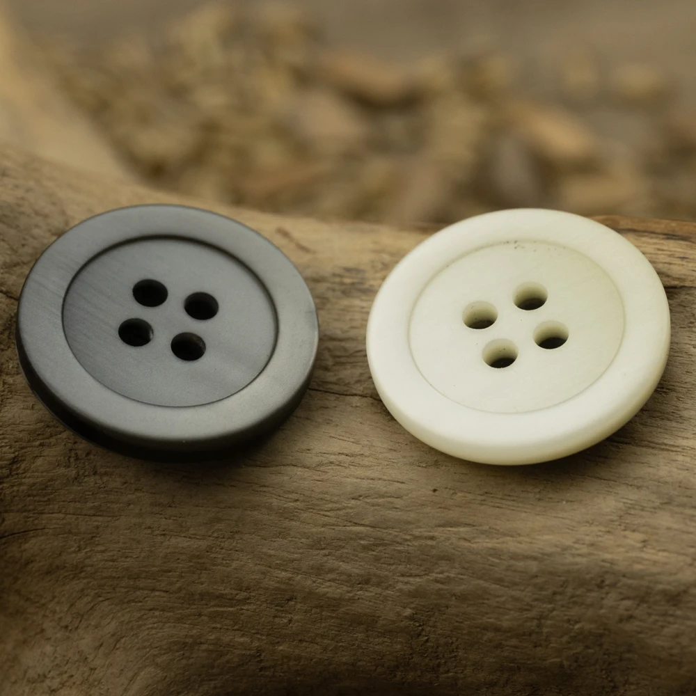 10pcs black Polyester Shell Imitation Buttons For Clothing Sewing Accessories Texture Decorative Women Suit Shirt Sweater Button
10pcs black Polyester Shell Imitation Buttons For Clothing Sewing Accessories Texture Decorative Women Suit Shirt Sweater Button