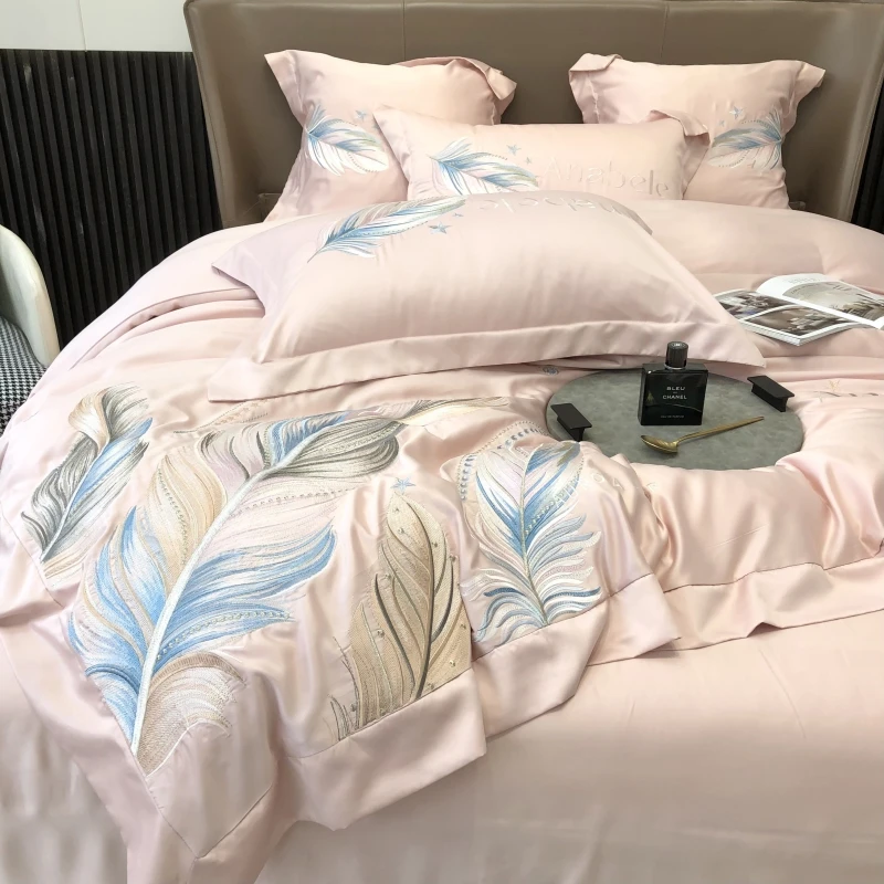 Summer Mircofiber Chic Feather Embroidery Bedding Set Smooth Quilt/Duvet Cover Set Bed Sheet Set Pillowcases Home Textile
Summer Mircofiber Chic Feather Embroidery Bedding Set Smooth Quilt/Duvet Cover Set Bed Sheet Set Pillowcases Home Textile