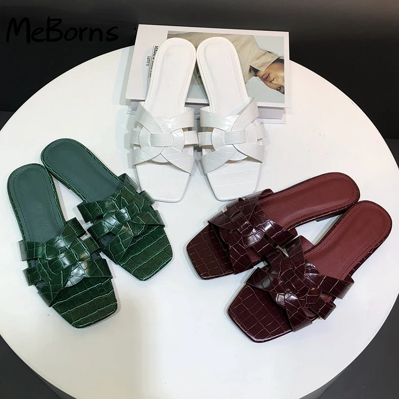 Women Brand Slippers Summer Slides Fashion Patent Leather Open Toe Flat Casual Shoes Sandal Beach Flip Flops Size 41
Women Brand Slippers Summer Slides Fashion Patent Leather Open Toe Flat Casual Shoes Sandal Beach Flip Flops Size 41