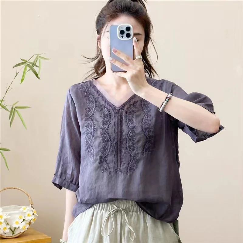 Vintage Embroidery Women's T-shirts Summer 2023 New Solid Tees Loose Short Sleeves Ladies Top V-neck Clothing YCMYUNYAN
Vintage Embroidery Women's T-shirts Summer 2023 New Solid Tees Loose Short Sleeves Ladies Top V-neck Clothing YCMYUNYAN