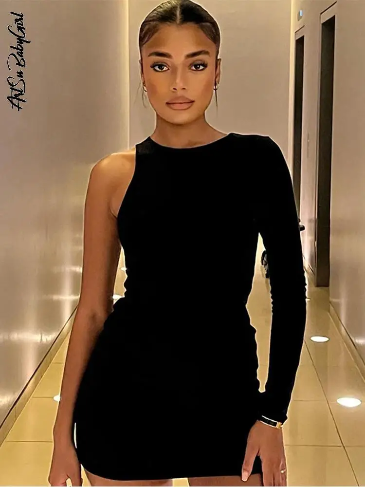 Black Dress Long Sleeve Mini Dress Irregular Fall Outfits Women Autumn Winter Woman Dress Streetwear One Shoulder Bodycon Dress
Black Dress Long Sleeve Mini Dress Irregular Fall Outfits Women Autumn Winter Woman Dress Streetwear One Shoulder Bodycon Dress