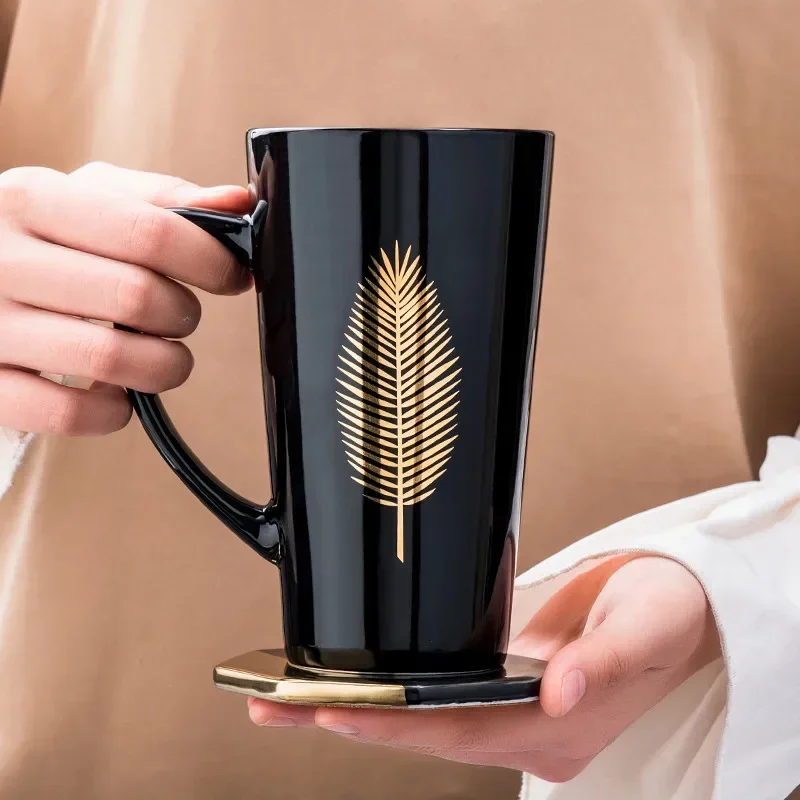 Ceramic Coffee Mug With Lid and Spoon Creative Large Capacity Tea Cup Breakfast Milk Mugs Home Drinkware Lovers Wedding Gift
Ceramic Coffee Mug With Lid and Spoon Creative Large Capacity Tea Cup Breakfast Milk Mugs Home Drinkware Lovers Wedding Gift