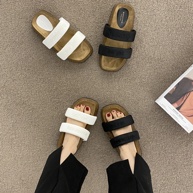 Fashion Women's Summer Flat Platform Peep Toe Slippers Slides Shoes Flat Low Heels Black White
Fashion Women's Summer Flat Platform Peep Toe Slippers Slides Shoes Flat Low Heels Black White