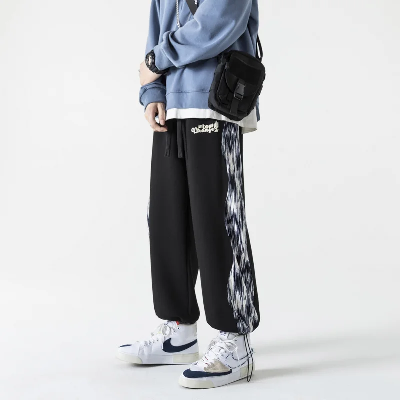 2023 Mens Baggy Sweatpants Side Striped Wide Leg Joggers Male Sports Trousers Streetwear Casual White Pants For Men
2023 Mens Baggy Sweatpants Side Striped Wide Leg Joggers Male Sports Trousers Streetwear Casual White Pants For Men