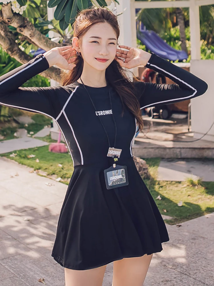New Korean One-piece Swimwear Ladies Long Sleeve Conservative Zipper A Line Dress Outdoor Belly Cover Hot Spring Swimsuit Women
New Korean One-piece Swimwear Ladies Long Sleeve Conservative Zipper A Line Dress Outdoor Belly Cover Hot Spring Swimsuit Women
