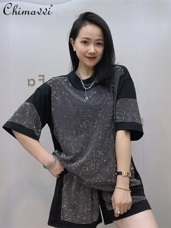 2022 Summer Pullover Short Sleeve Shorts Suit European Full Diamond Casual Loose Short Sleeves Elastic Waist Short Pants 2pcs
2022 Summer Pullover Short Sleeve Shorts Suit European Full Diamond Casual Loose Short Sleeves Elastic Waist Short Pants 2pcs