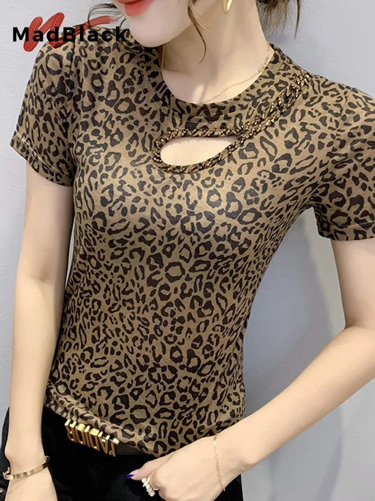 MadBlack Summer European Clothes T-Shirt Sexy Round Collar Printed Beaded Hollow Out Women Slim Short Sleeves Tops New T T33705X
MadBlack Summer European Clothes T-Shirt Sexy Round Collar Printed Beaded Hollow Out Women Slim Short Sleeves Tops New T T33705X