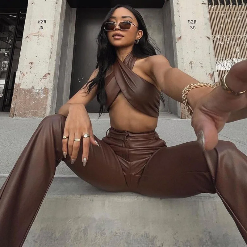 PU Leather Two Piece Set Halter Crop Top And Straight Pants 2 Pieces Sets Women 2021 Spring Autumn Slim Bandage Outfits
PU Leather Two Piece Set Halter Crop Top And Straight Pants 2 Pieces Sets Women 2021 Spring Autumn Slim Bandage Outfits
