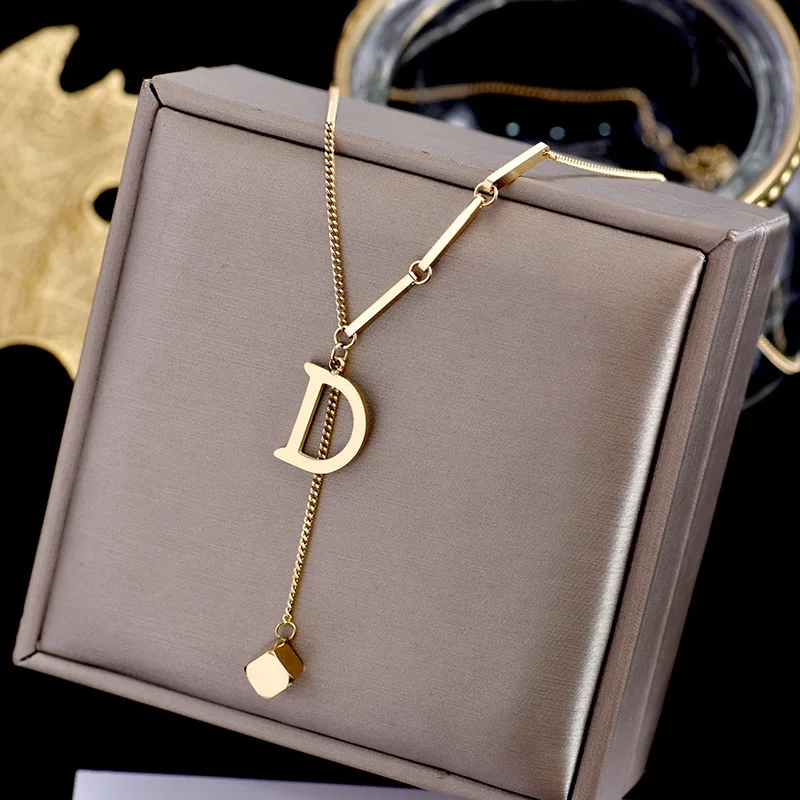 316 Stainless Steel Letter D Metal Pendant Necklace for Women Chain Luxury Accessories Female Necklace Fashion Jewelry Gift
316 Stainless Steel Letter D Metal Pendant Necklace for Women Chain Luxury Accessories Female Necklace Fashion Jewelry Gift