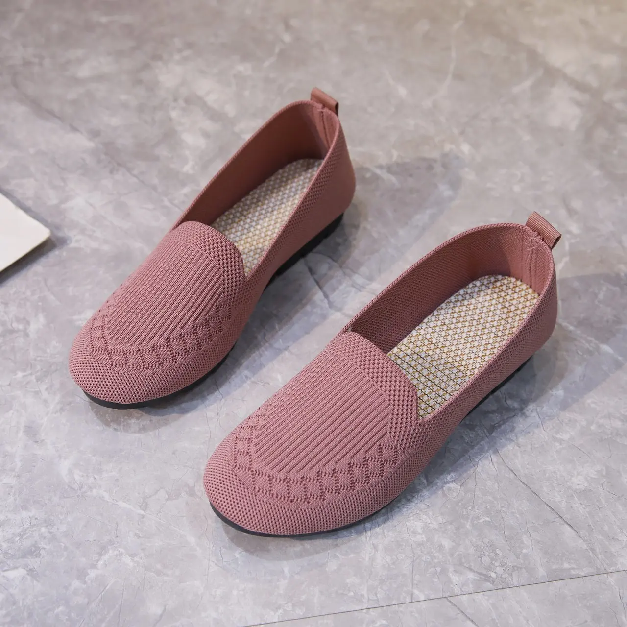 Fashion Shoes Women Summer Breathable Mesh Cut Canvas Flats Women's Walking Lightweight Sneakers Outer Wear Comfortable Loafers
Fashion Shoes Women Summer Breathable Mesh Cut Canvas Flats Women's Walking Lightweight Sneakers Outer Wear Comfortable Loafers