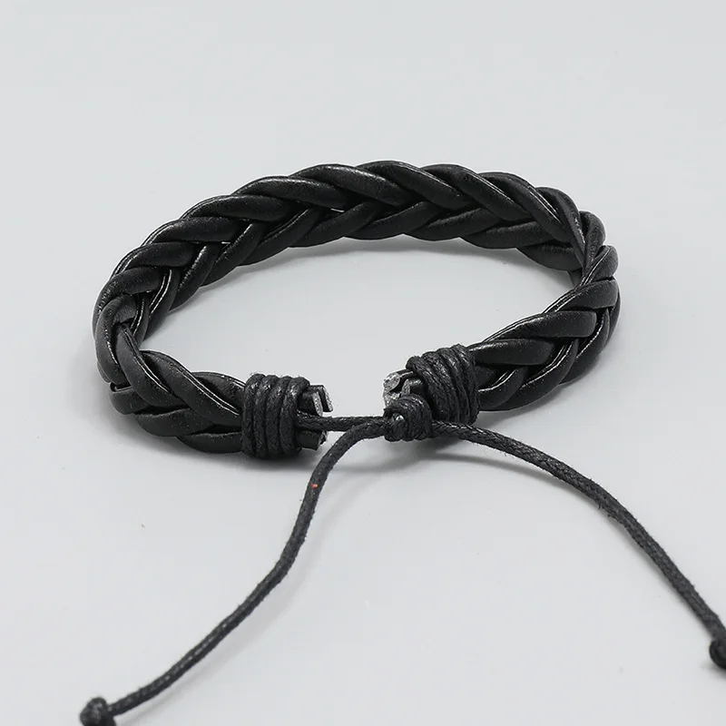 Simple Fashion Hand Woven Black Three Strand Artificial Leather Male Female Casual Sporty Bracelet Men's Jewelry Unisex Gift
Simple Fashion Hand Woven Black Three Strand Artificial Leather Male Female Casual Sporty Bracelet Men's Jewelry Unisex Gift