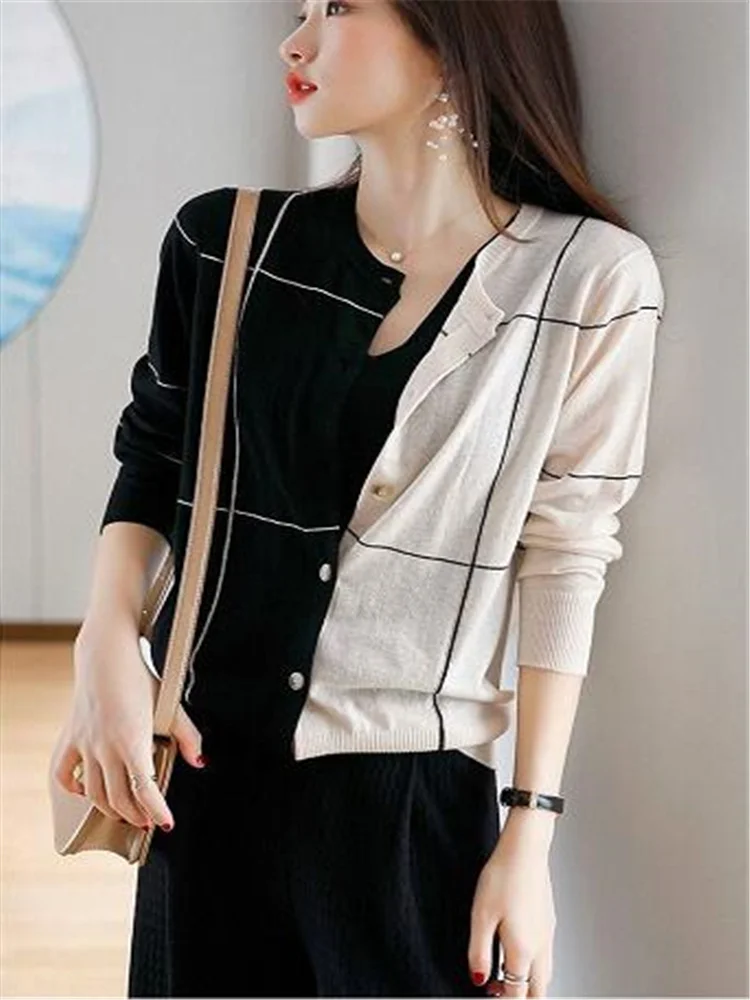 Thin Knitted Coats Women Cardigan Sweater Color-blocking Round Neck Outerwear For Women Loose Autumn Clothes Female Knit Sweater
Thin Knitted Coats Women Cardigan Sweater Color-blocking Round Neck Outerwear For Women Loose Autumn Clothes Female Knit Sweater