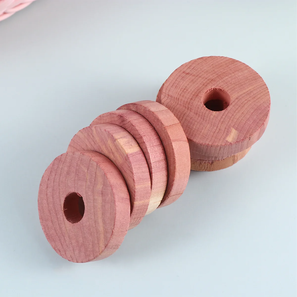 20pcs Cedar Block Fashion Stylish Round Chips Cedar Circular Ring Mothproof Wardrobe Cedar Chip
20pcs Cedar Block Fashion Stylish Round Chips Cedar Circular Ring Mothproof Wardrobe Cedar Chip