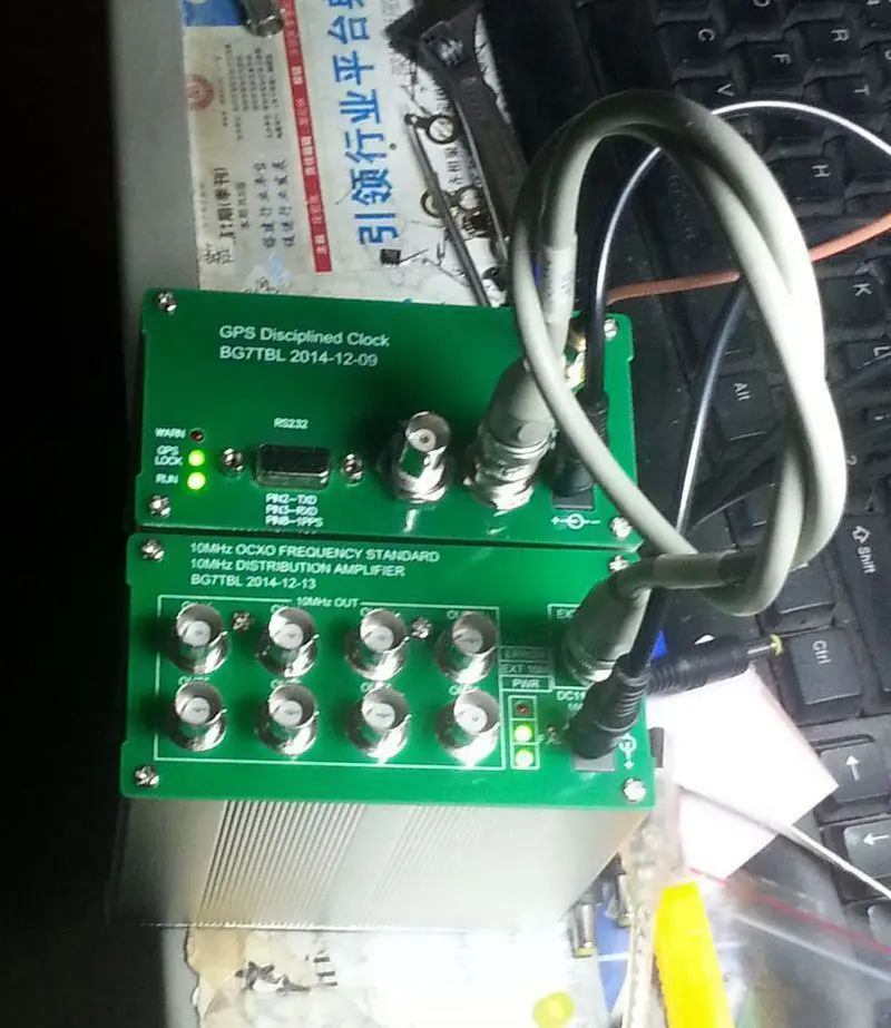 made by Bg7tbl 10MHZ SINE WAVE GPS DISCiPLINED CLOCK GPSDO + Distribution amplifier OCXO with power supply & Antenna
made by Bg7tbl 10MHZ SINE WAVE GPS DISCiPLINED CLOCK GPSDO + Distribution amplifier OCXO with power supply & Antenna