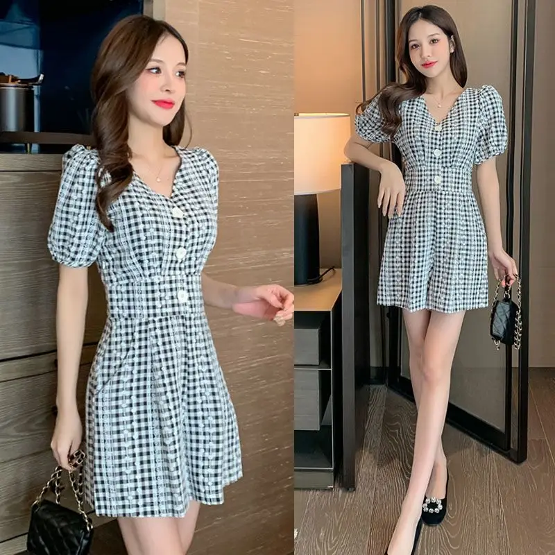 2022 Summer Fashion Women Short Sleeve Plaid Overall Chiffon Elegant Playsuits Vintage Overalls Fashion Short Romper M97
2022 Summer Fashion Women Short Sleeve Plaid Overall Chiffon Elegant Playsuits Vintage Overalls Fashion Short Romper M97