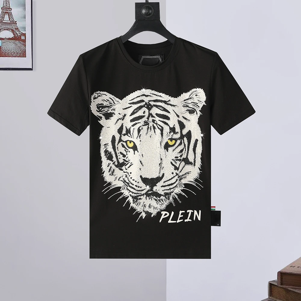 2022 summer new short sleeve men's cotton tiger head printed hot diamond top slim fitting T-shirt fashion trend round neck
2022 summer new short sleeve men's cotton tiger head printed hot diamond top slim fitting T-shirt fashion trend round neck