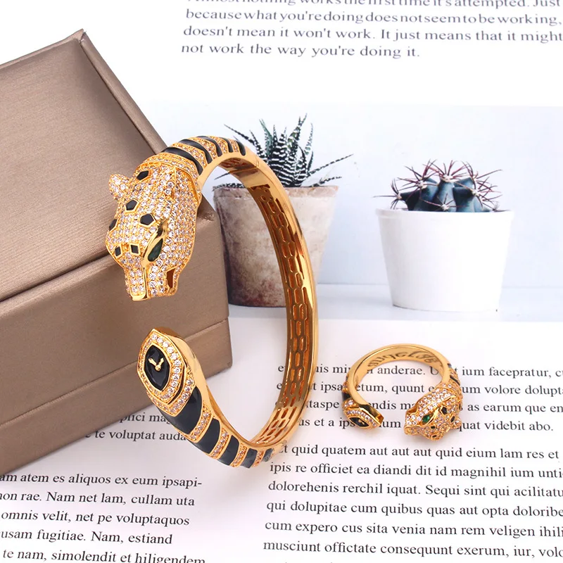 

Europe America Fashion Style Women Lady Plated Gold Color Black Enamel Stripe Settings Cubic Zircon Leopard Open Ring Bracelet