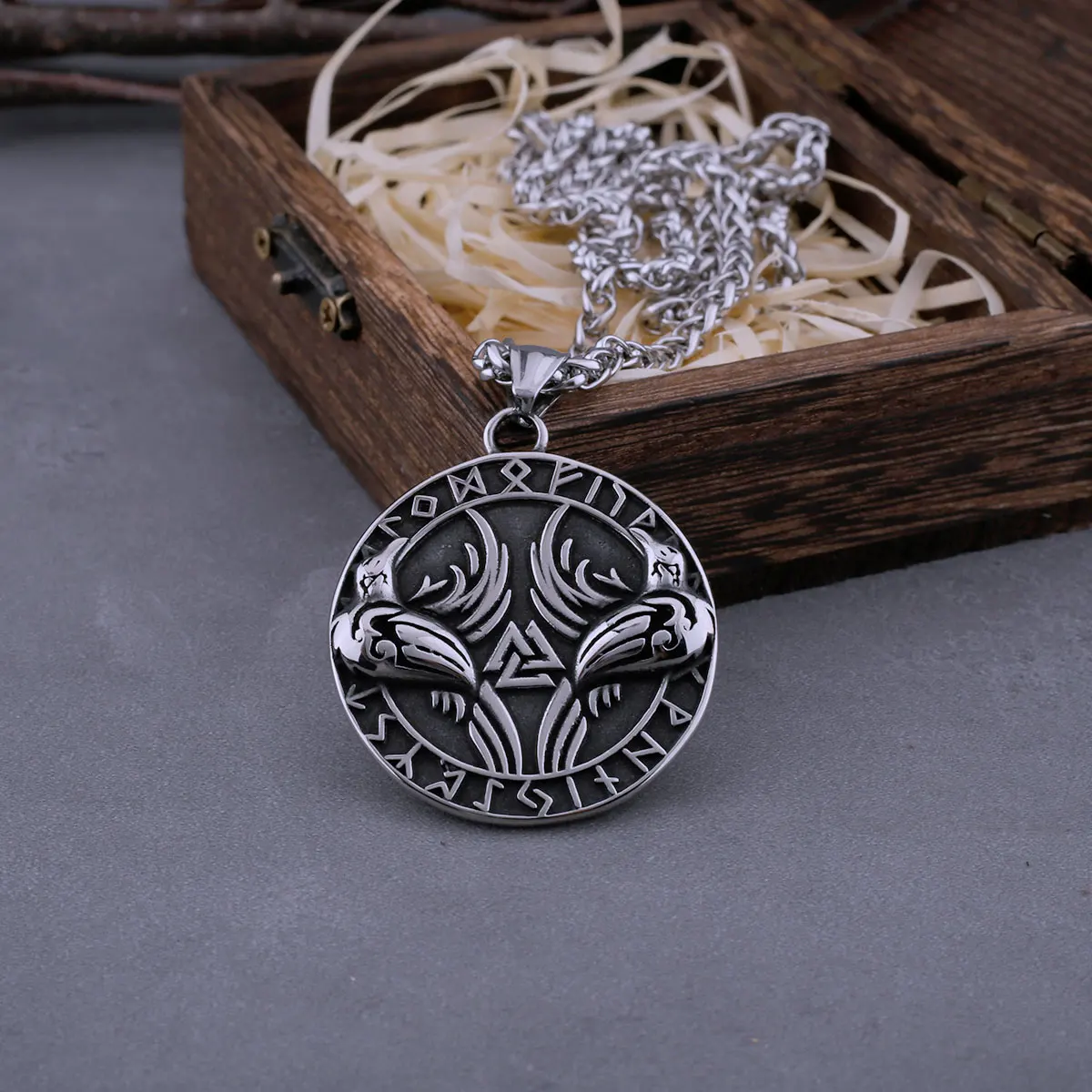 

Stainless Steel Viking Odin Crow and Rune Necklace Men's Norwegian Rune Amulet Viking Animal Pendant Jewelry As Gift For Men