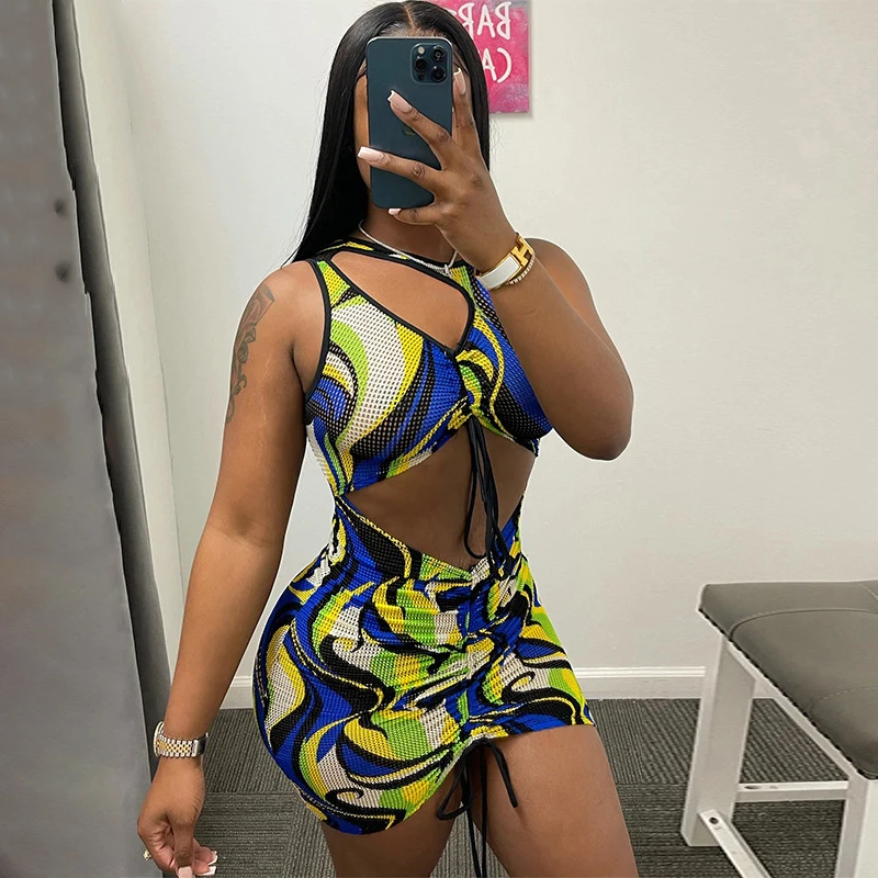 2022 Summer New Fashion Street Printing Round Neck Sleeveless Sexy Personality Hollowed Out Wrinkled Slim Dress Women 
2022 Summer New Fashion Street Printing Round Neck Sleeveless Sexy Personality Hollowed Out Wrinkled Slim Dress Women