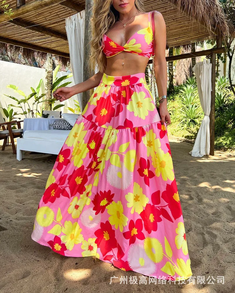 Women Two-piece Jacket Long Skirt Sleeveless Short Pullover Camisole High Waist Color Print A Line Broadband Long Skirt Suit 
Women Two-piece Jacket Long Skirt Sleeveless Short Pullover Camisole High Waist Color Print A Line Broadband Long Skirt Suit