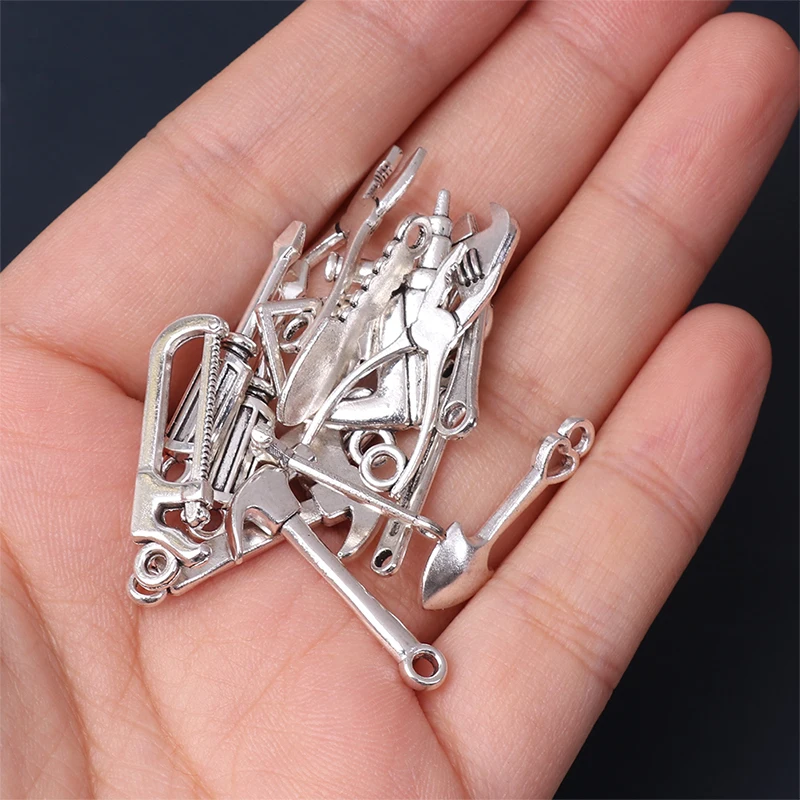 15pcs/set Miniature Hammer Scissors Repair Kits Dollhouse Accessories Furniture Decoration Phone Case Material
15pcs/set Miniature Hammer Scissors Repair Kits Dollhouse Accessories Furniture Decoration Phone Case Material