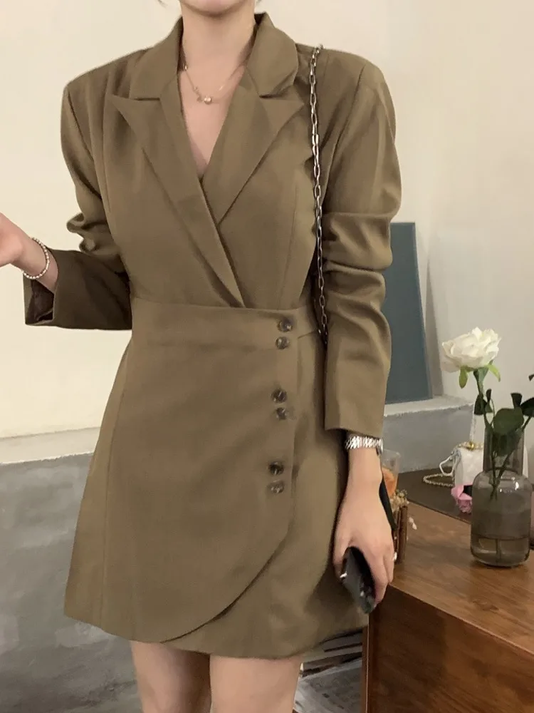 2023 Autumn Blazer Dress For Women Temperament High Quality Office Ladies Elegant Solid Notched V Neck Designer Irregular Dress
2023 Autumn Blazer Dress For Women Temperament High Quality Office Ladies Elegant Solid Notched V Neck Designer Irregular Dress