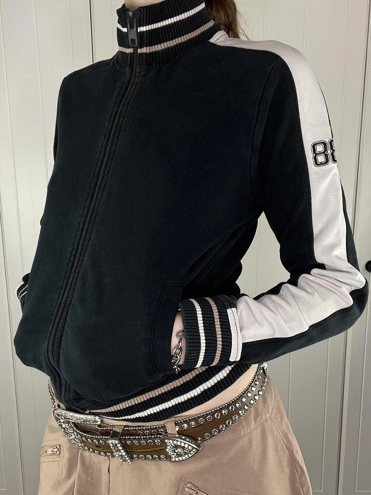 WeiYao Turtleneck Contrast Stripe American Preppy Style Jackets Woman Retro Streetwear Zipper Long Sleeve Casual Basic Coats
WeiYao Turtleneck Contrast Stripe American Preppy Style Jackets Woman Retro Streetwear Zipper Long Sleeve Casual Basic Coats