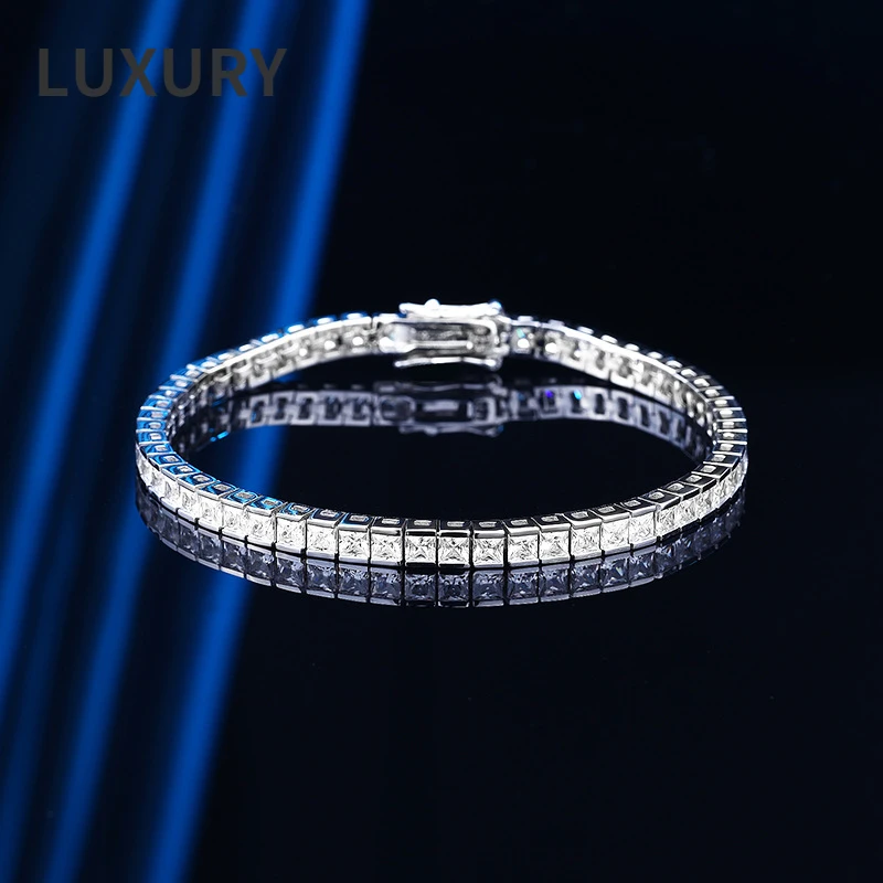 Luxury 100% S925 Sterling Silver 3*3mm High Carbon Diamond Hip Hop SquareTennis Bracelet Temperament For Ladies Fine Jewelry
Luxury 100% S925 Sterling Silver 3*3mm High Carbon Diamond Hip Hop SquareTennis Bracelet Temperament For Ladies Fine Jewelry
