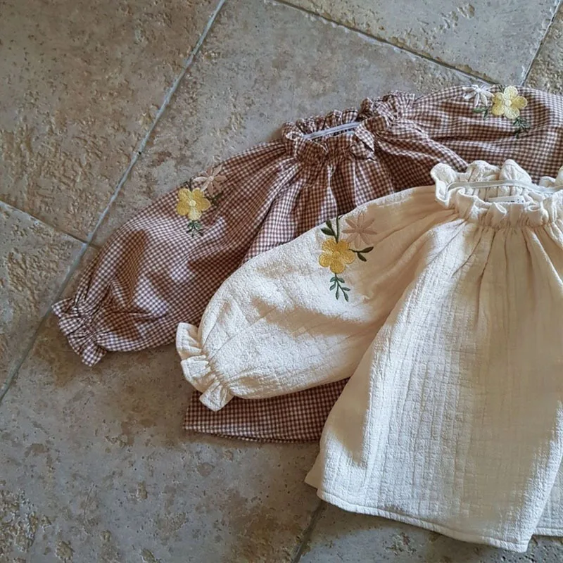 Girls' Cotton And Linen Shirts Toddler Baby Floral Top Spring Autumn New Children's Korean Brief Casual Bottoming Shirt Blouse
Girls' Cotton And Linen Shirts Toddler Baby Floral Top Spring Autumn New Children's Korean Brief Casual Bottoming Shirt Blouse