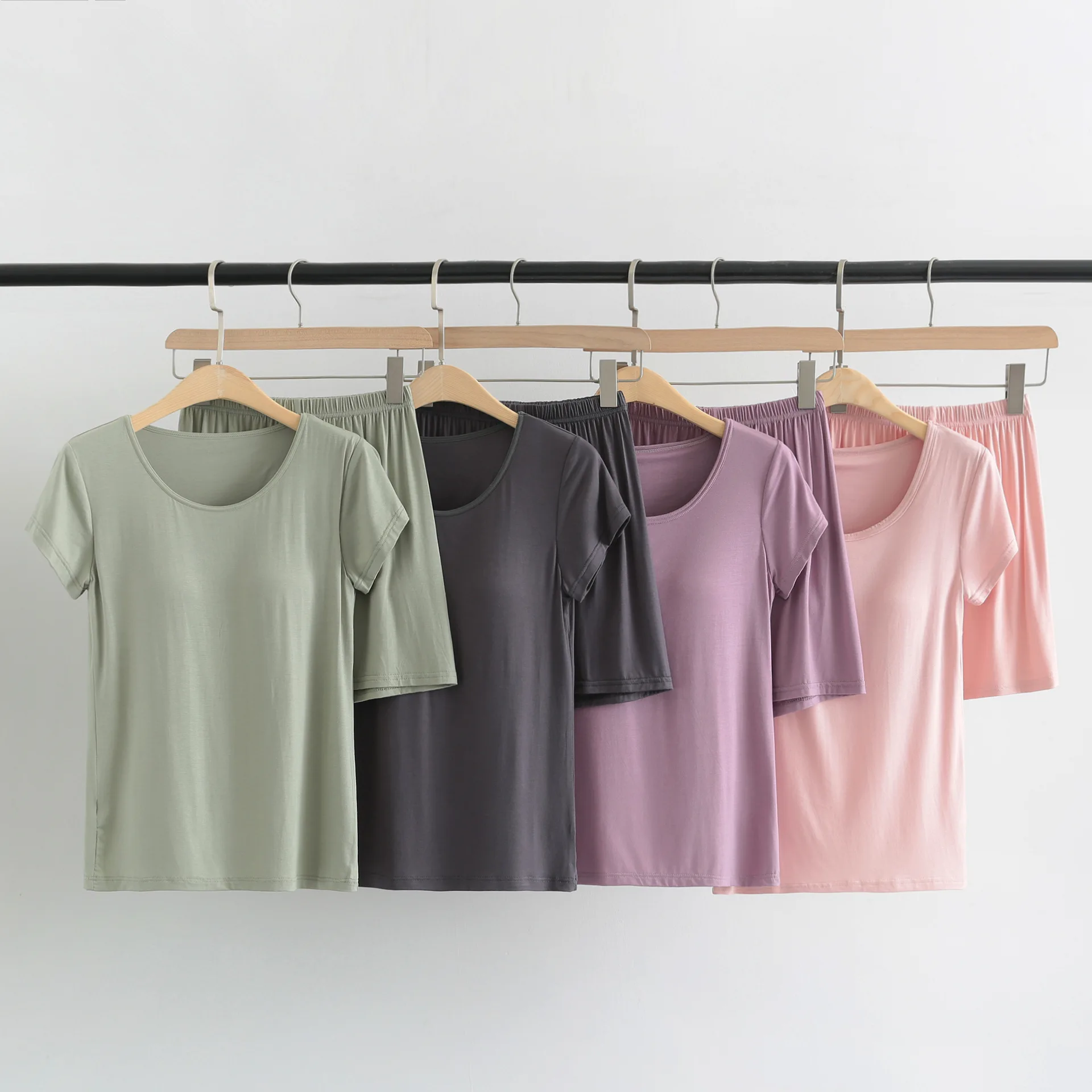 Modal Women's T-shirt Tops with Built In Bra With Shorts Set Neck Vest Padded Slim Fit Tank Tops Sexy Shirts Feminino Casual
Modal Women's T-shirt Tops with Built In Bra With Shorts Set Neck Vest Padded Slim Fit Tank Tops Sexy Shirts Feminino Casual