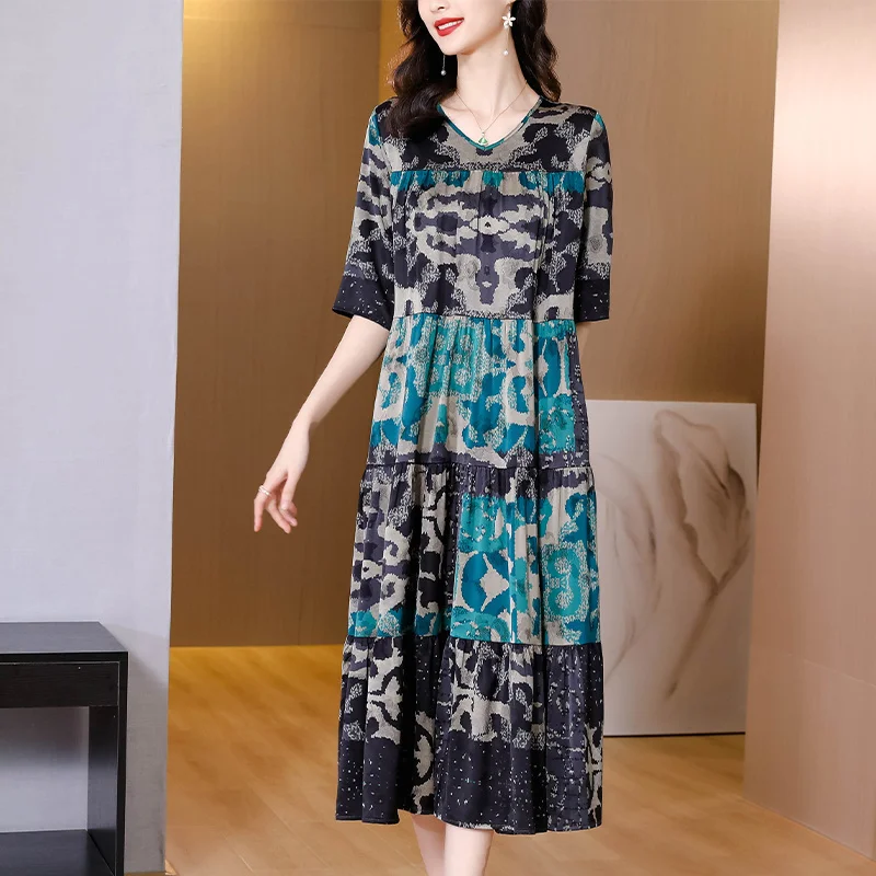 Summer Black Embroidery Polka Dot Muberry Silk Midi Dress Women Kroean Vintage Hepburn Dress 2022 New Elegant Loose Waist Dress
Summer Black Embroidery Polka Dot Muberry Silk Midi Dress Women Kroean Vintage Hepburn Dress 2022 New Elegant Loose Waist Dress