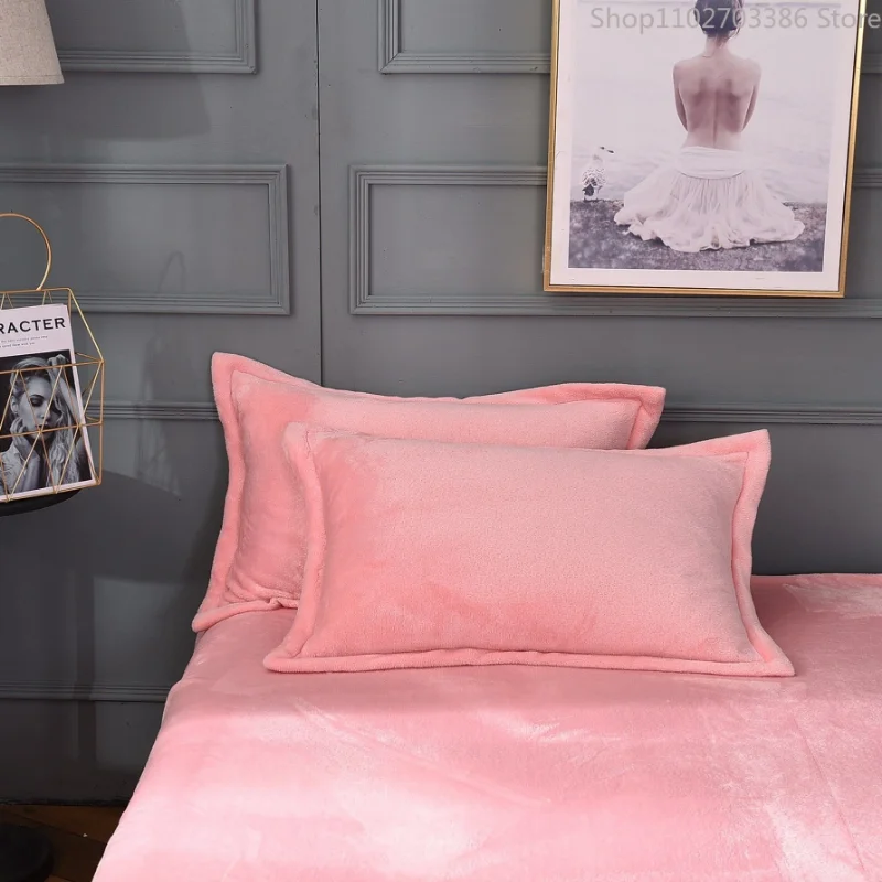 Luxury Velvet Pillowcase 48x74cm Solid Color Soft Skin Pillow Case Bedding Flannel Fabric Warm and Flannel Pillowcase
Luxury Velvet Pillowcase 48x74cm Solid Color Soft Skin Pillow Case Bedding Flannel Fabric Warm and Flannel Pillowcase