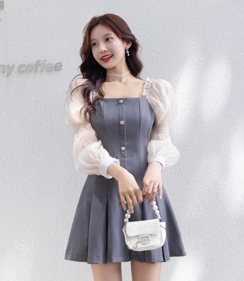 Spring Summer Women's Square Collar Single-Breasted Korean Fashion High Street Elegant Puff Sleeve Patchwork Mini Slim Dresses
Spring Summer Women's Square Collar Single-Breasted Korean Fashion High Street Elegant Puff Sleeve Patchwork Mini Slim Dresses