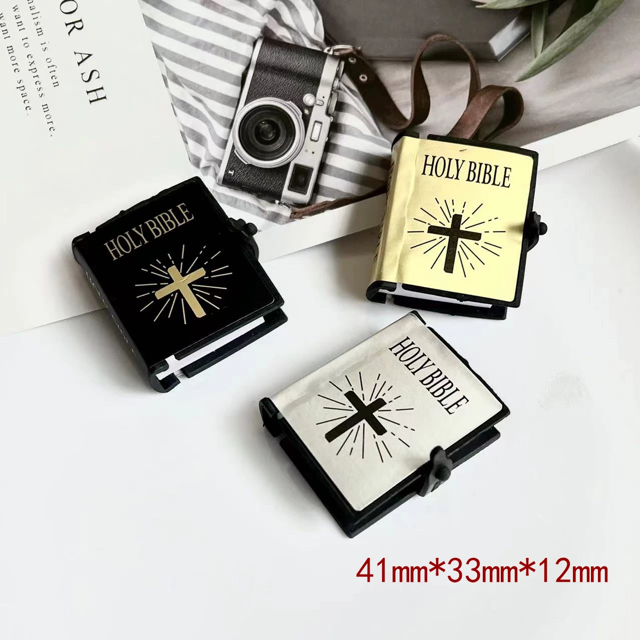 Miniature Book Mini Bible Charms Pendants For Doll House DIY Decoration Jewelry Accessories
Miniature Book Mini Bible Charms Pendants For Doll House DIY Decoration Jewelry Accessories