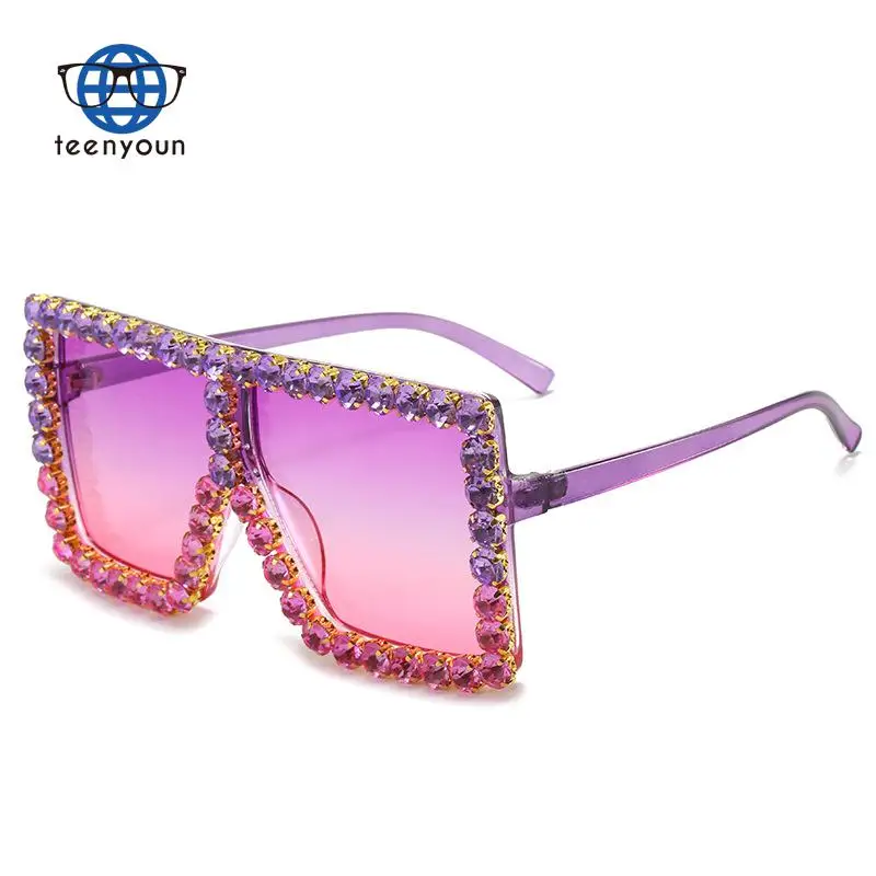 Teenyoun Eyewear New Big Frame Sunglasses Punk Diamond Rimmed Glasses Cool Big Frame Cool Sun Glasses Women
Teenyoun Eyewear New Big Frame Sunglasses Punk Diamond Rimmed Glasses Cool Big Frame Cool Sun Glasses Women