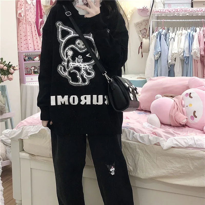 Новинка 2022, милый зимний плюшевый мягкий джемпер Sanrio Kuromi, пуловер, куртка, кавайная аниме плюшевая игрушка, мультяшная куртка для девочек, Рождественский подарок
Новинка 2022, милый зимний плюшевый мягкий джемпер Sanrio Kuromi, пуловер, куртка, кавайная аниме плюшевая игрушка, мультяшная куртка для девочек, Рождественский подарок