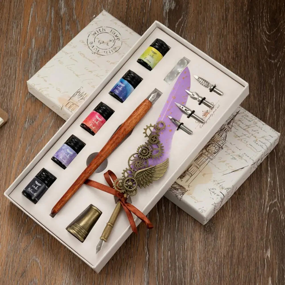 1 Set Quill Pen Ink Set Durable Bright Color Gear Decoration Stationery Supplies Quill Pen Set Feather Pen Kit
1 Set Quill Pen Ink Set Durable Bright Color Gear Decoration Stationery Supplies Quill Pen Set Feather Pen Kit